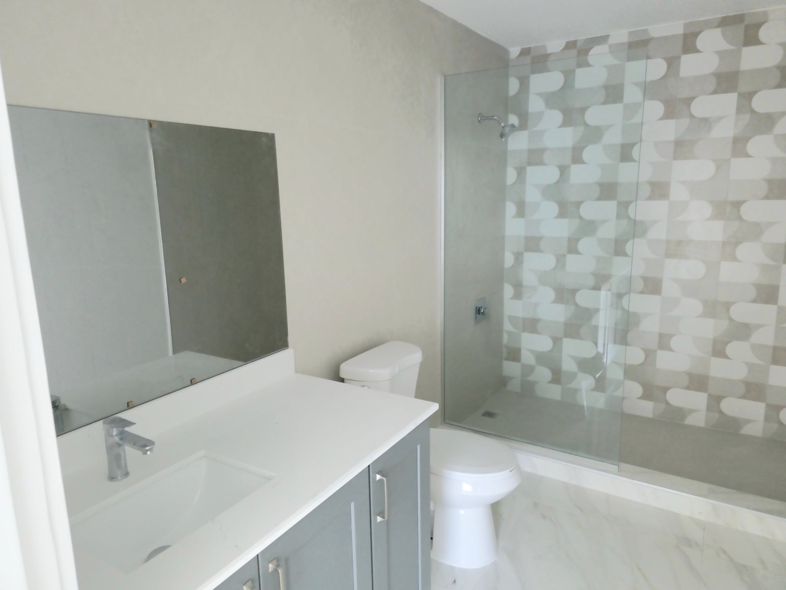 Real Estate_20251227_104906(1)