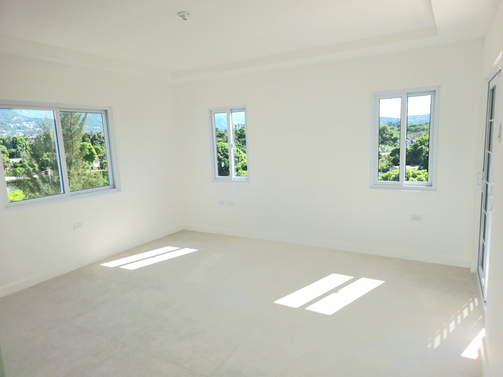 Real Estate_20251227_110117(1)