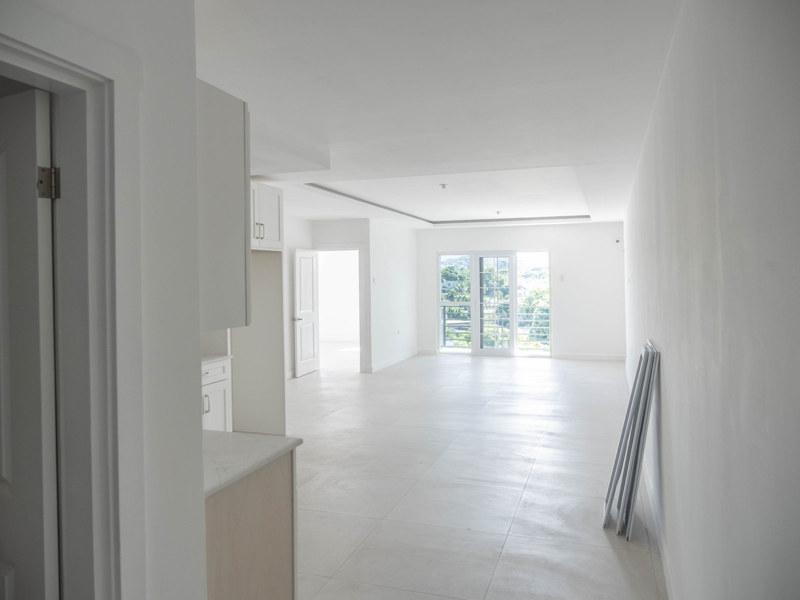 Real Estate_P1073268-HDR